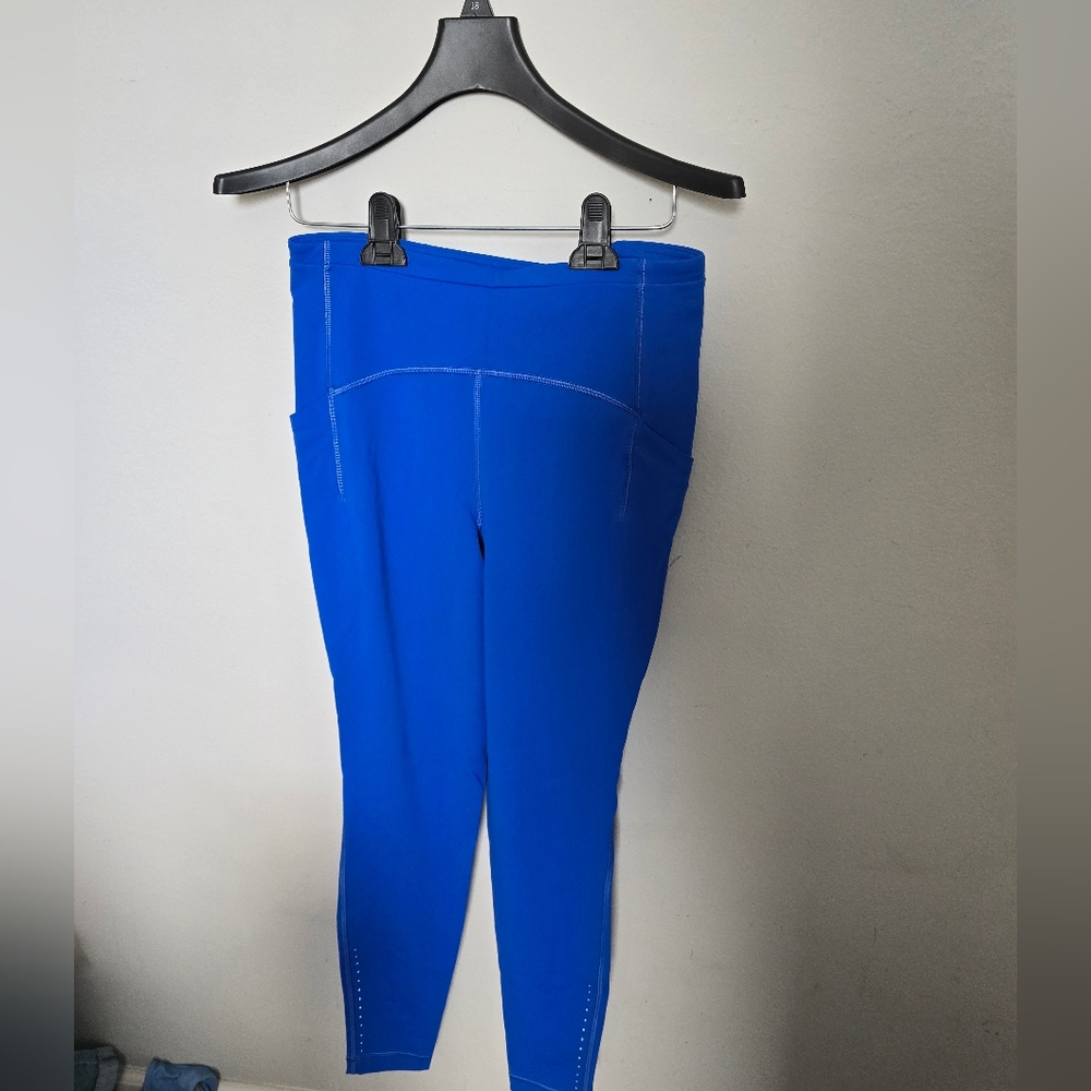 Lululemon Swift Speed Tight 28"